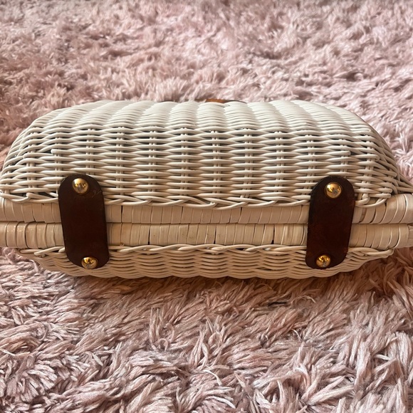 Vintage 1950’s Wicker and Lucite White and Brown Diamond Handbag - Picture 5 of 7